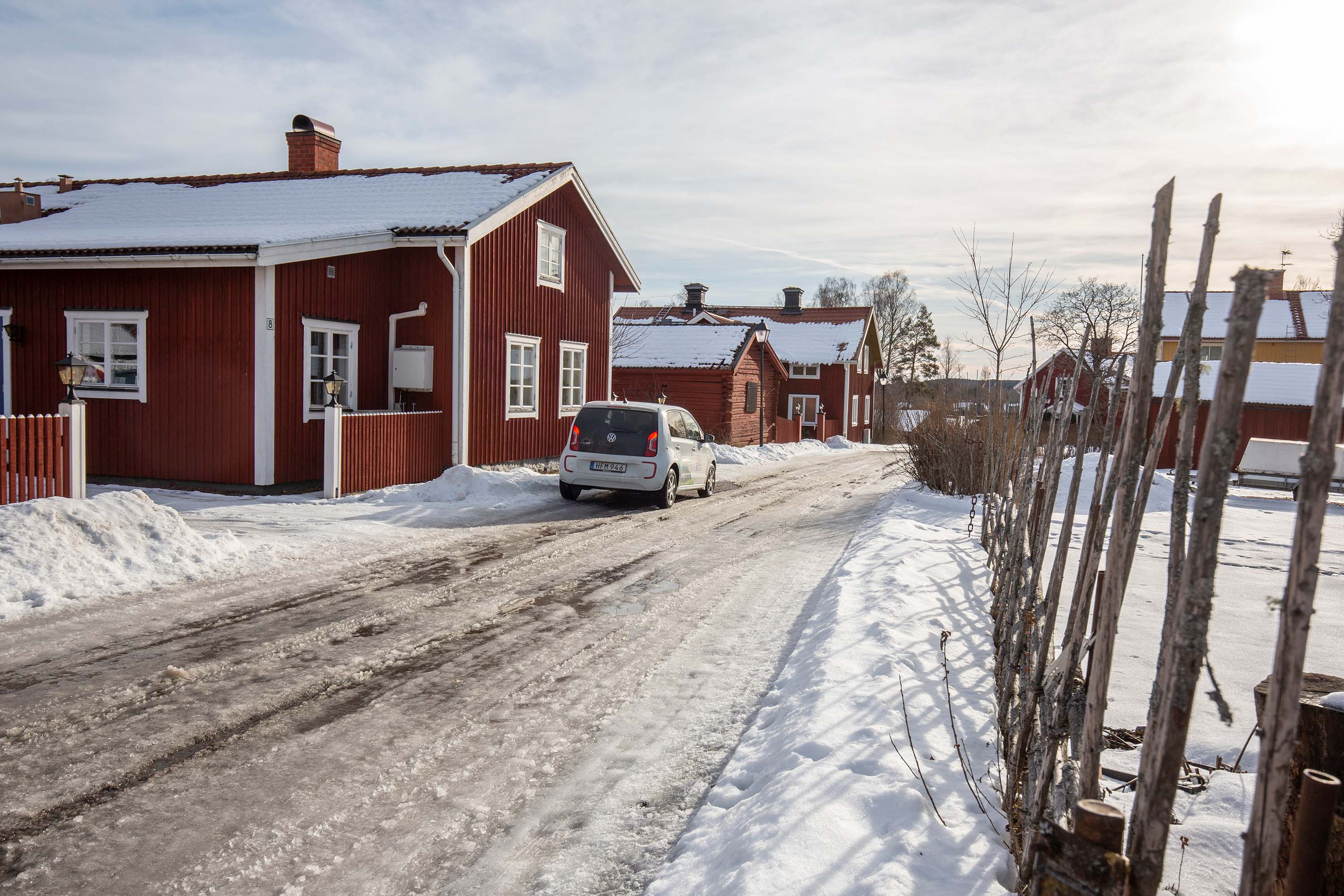 Sundborn är en kulturby som ligger vackert vid en å och sjö, kanske mest känd för att konstnären Carl Larsson bodde där. Foto: Anders Kristensson.