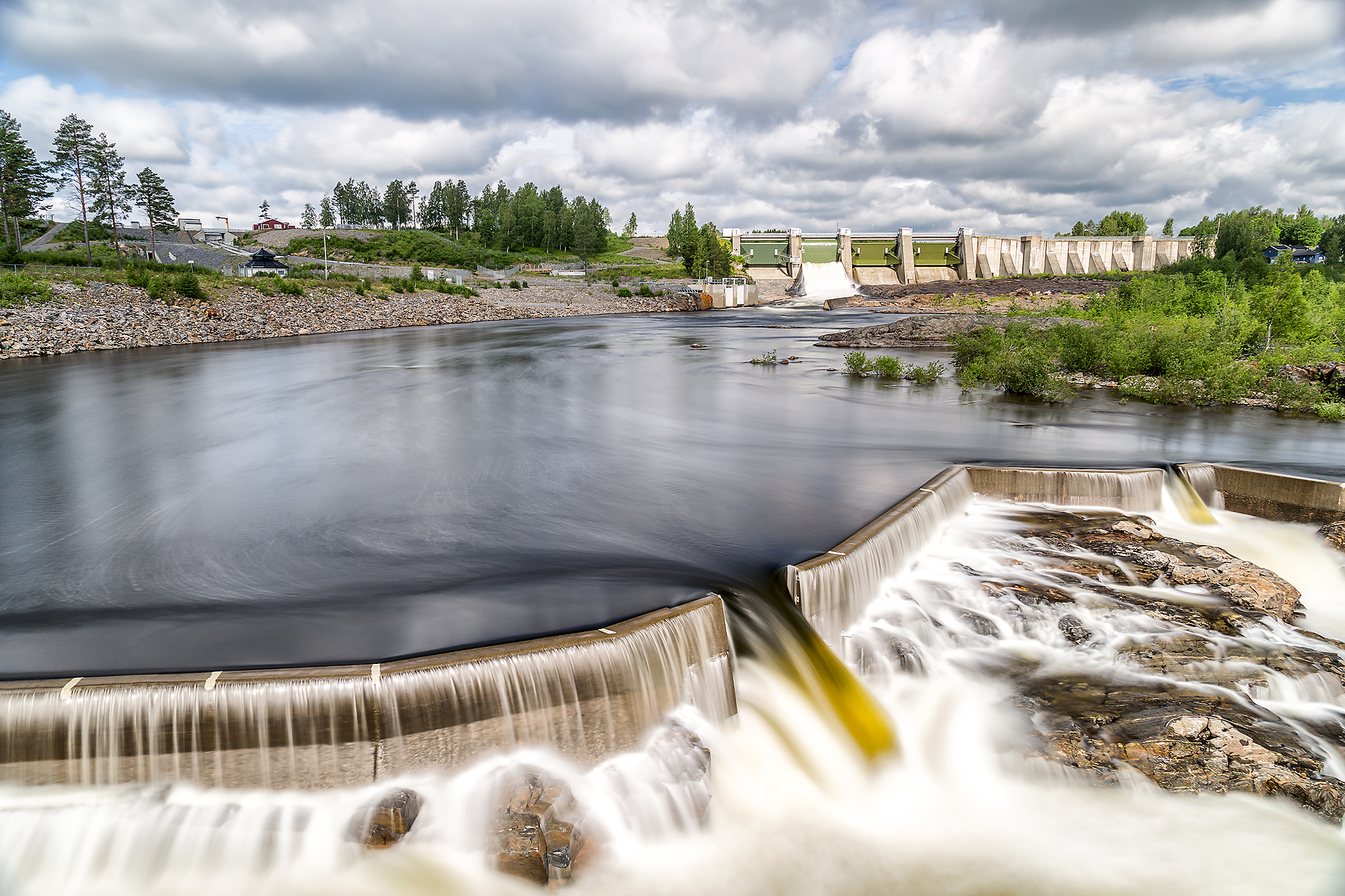 Stornorrfors vattenkraftverk i Umeälven.