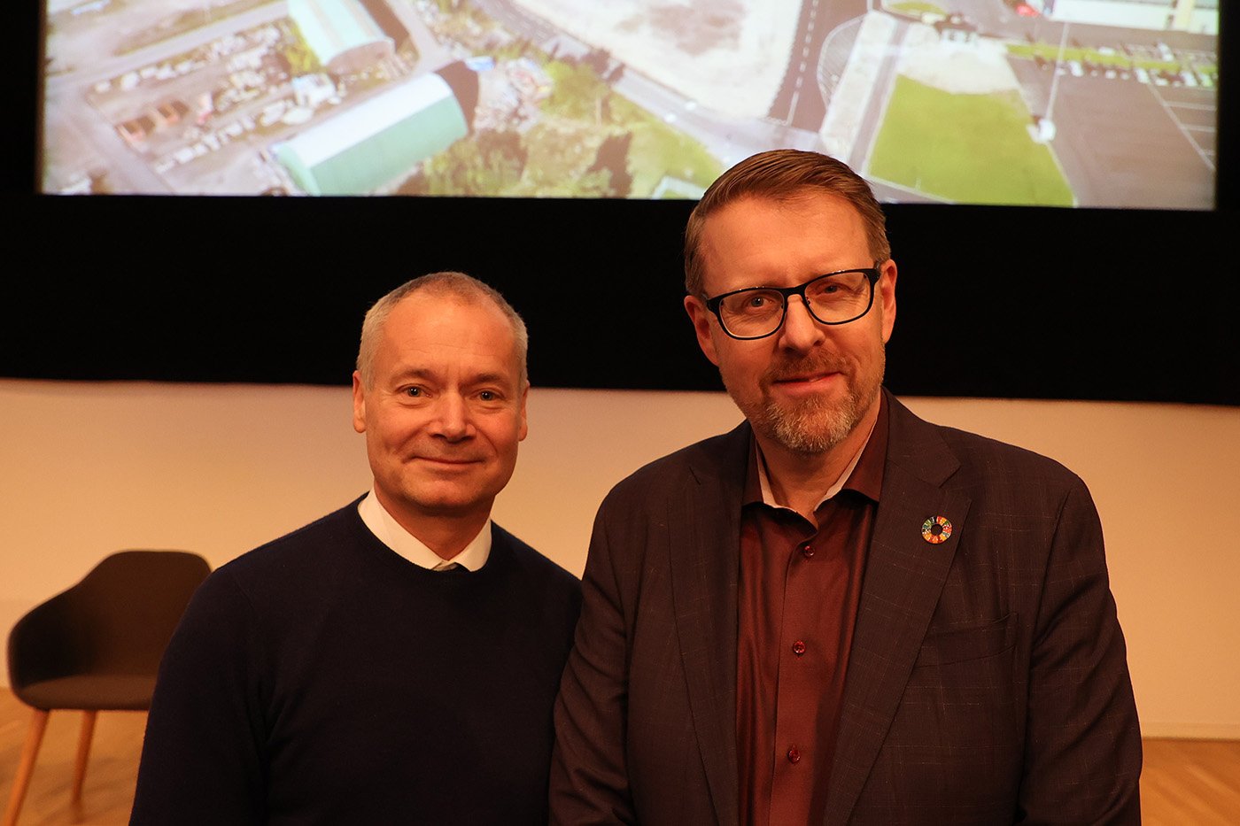 Naturv&aring;rdsverkets generaldirekt&ouml;r Johan Kuylenstierna och Tekniska verkens vd Conny Udd under invigningen. 