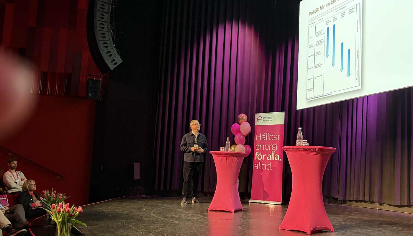 Forskaren Fredrik N G Andersson visade på komplexiteten i den gröna omställningen.