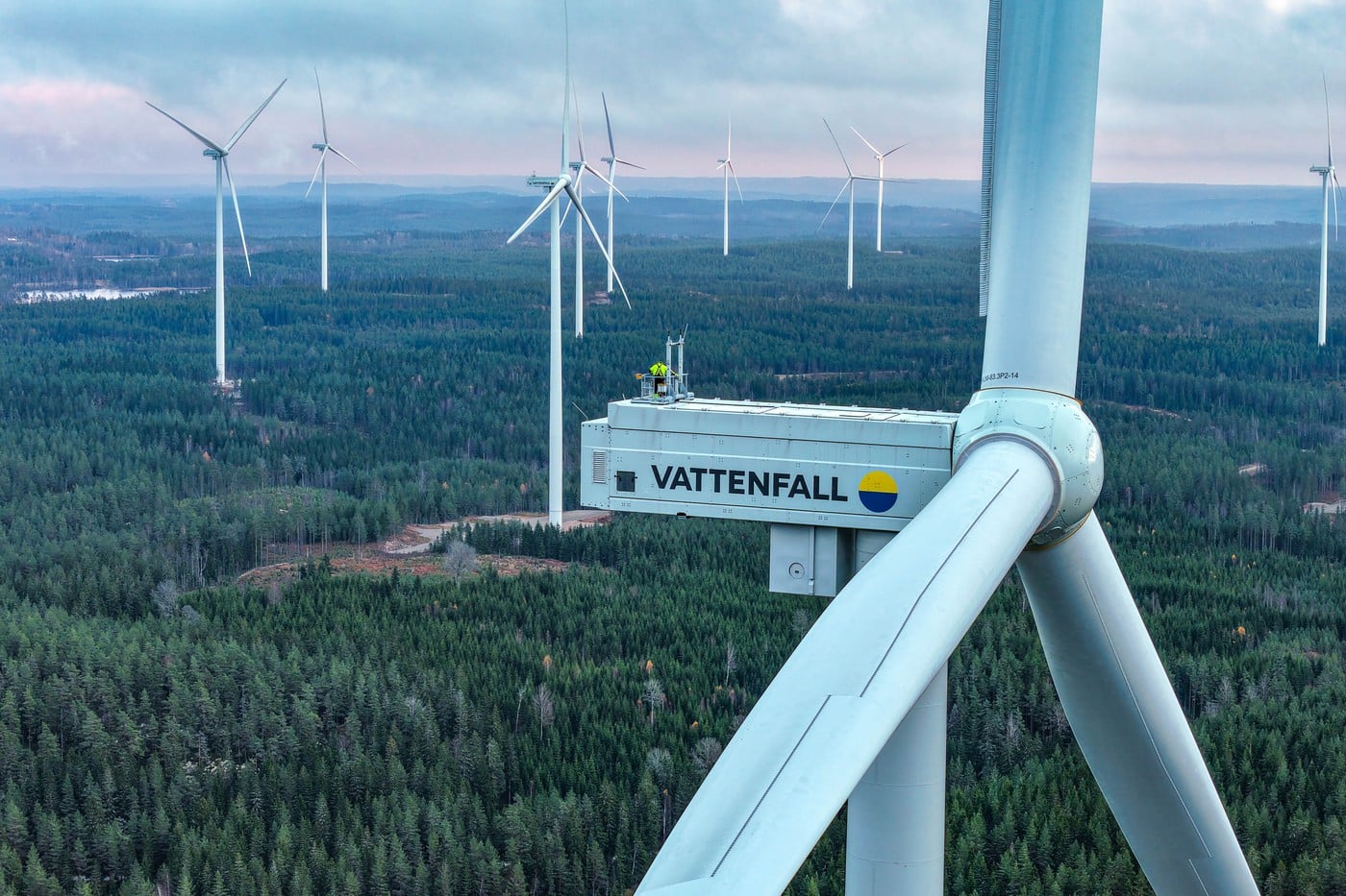 Eksj&ouml; kommun f&aring;r 2,8 miljoner kronor per &aring;r i vindkraftsst&ouml;d genom etableringen av Bruzaholm.