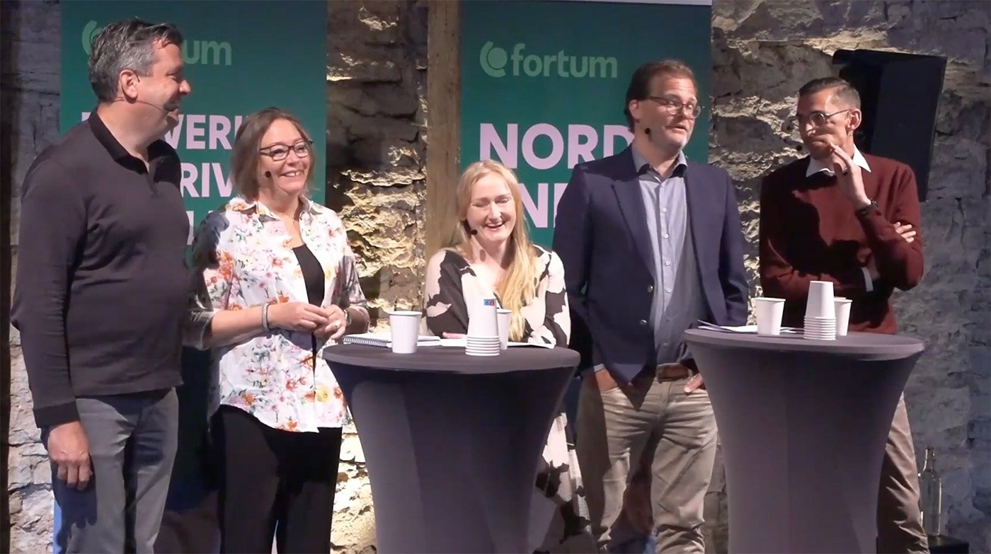 Fr v: Toni Kekkinen, Fortum, Helén Pettersson, riksdagsledamot s, Joanna Lewerentz, riksdagsledamot m, Daniel Badman, Green Power Energy, samt Fredrik Svartengren, Energimyndigheten.