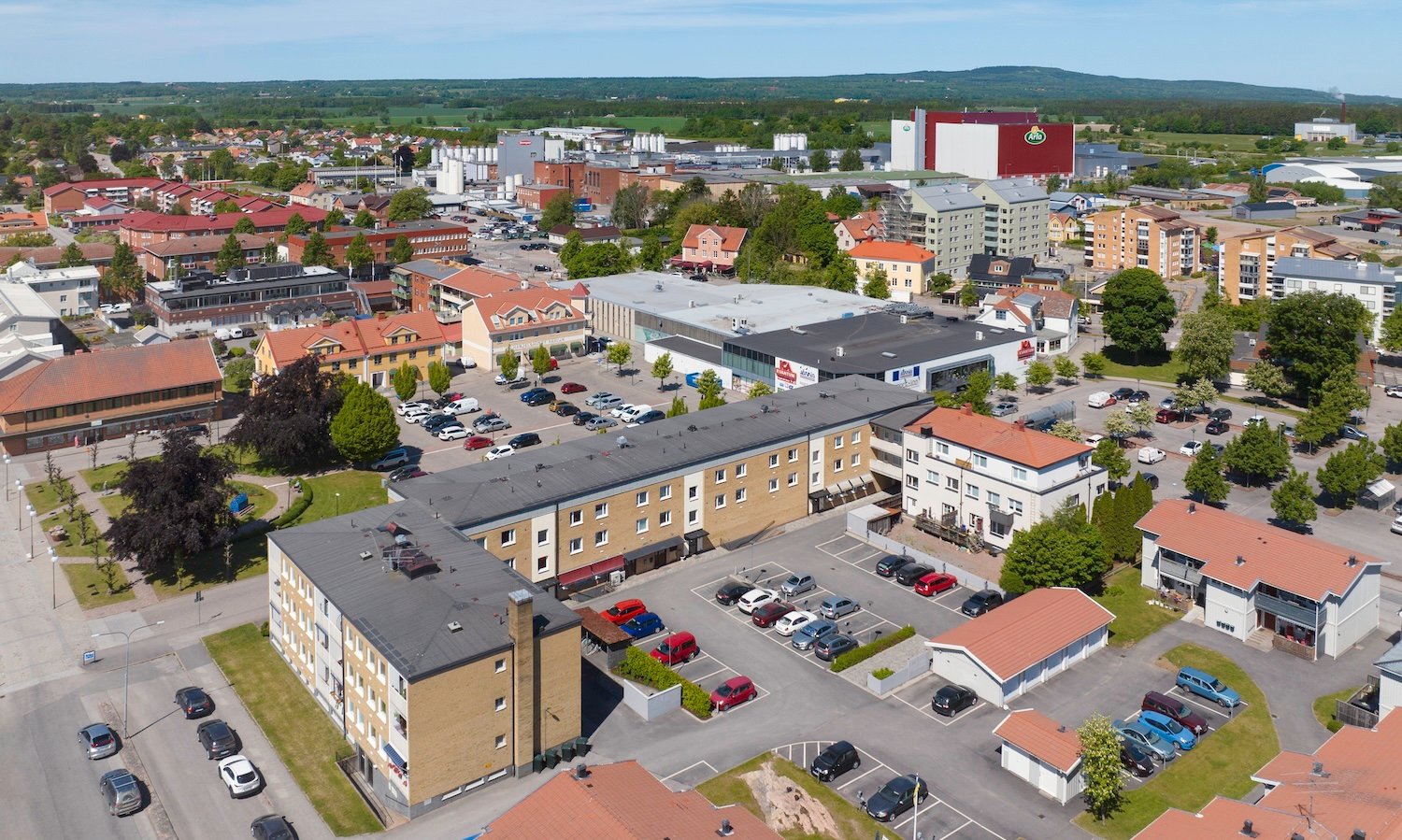Flera större industrier i Götene kommun växer och elbehovet kommer att öka betydligt framöver.
