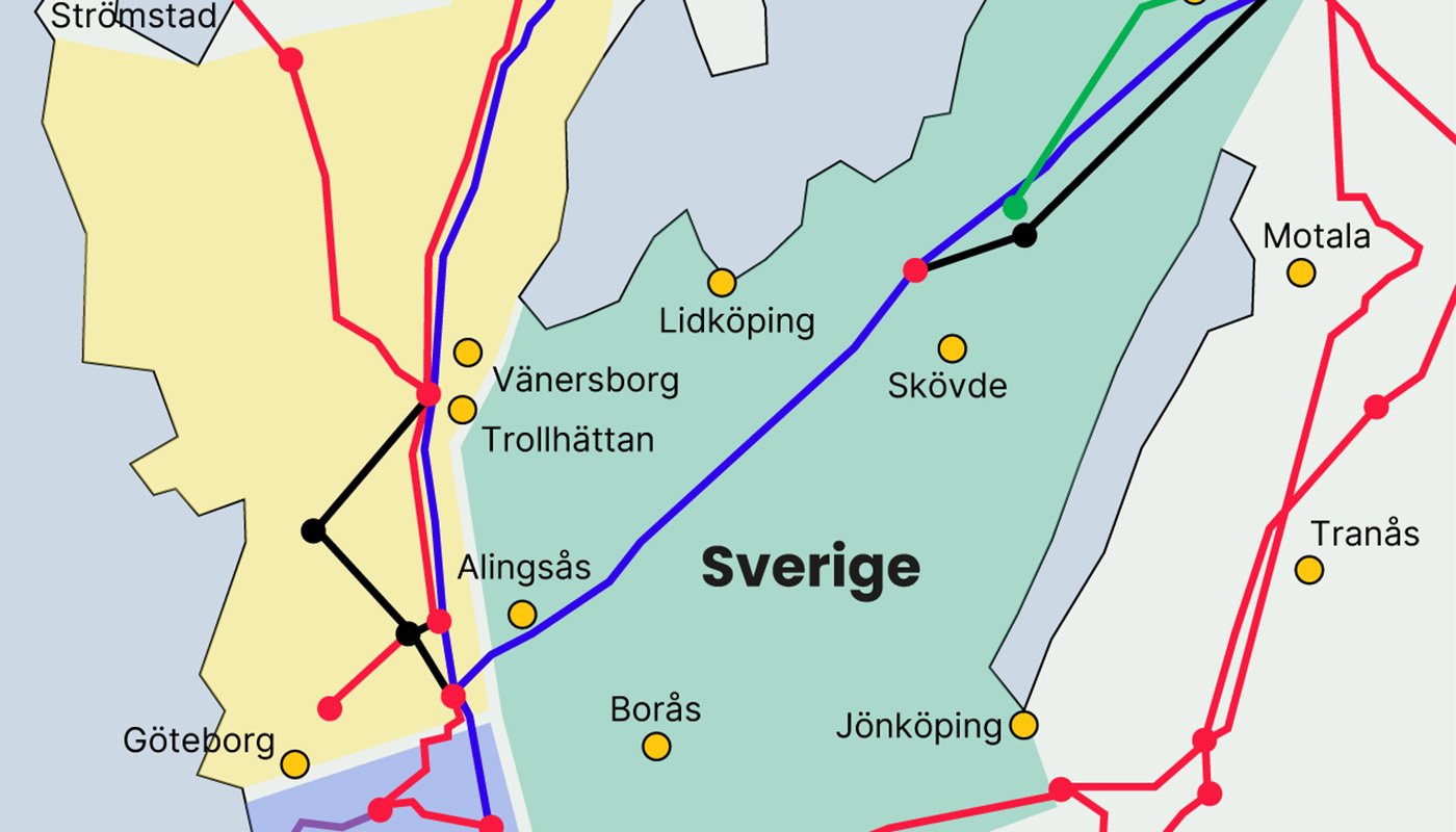 De blåa och svarta ledningarna visar nya högspänningsledningar i Västra Götaland. Grafik: Svk.