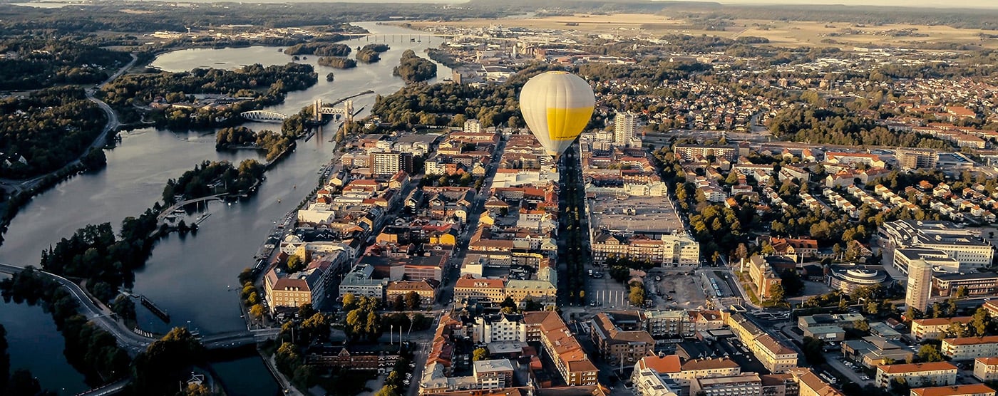Flygbild över Trollhättan. Foto: Trollhättan stad.