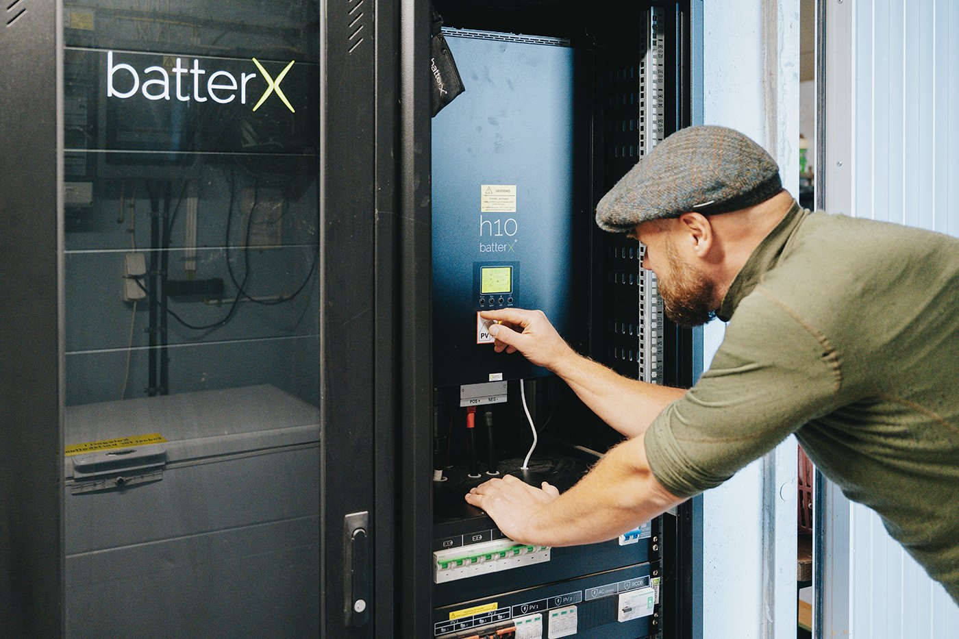 Petter Schwans batterilager kan lagra 29 kWh.