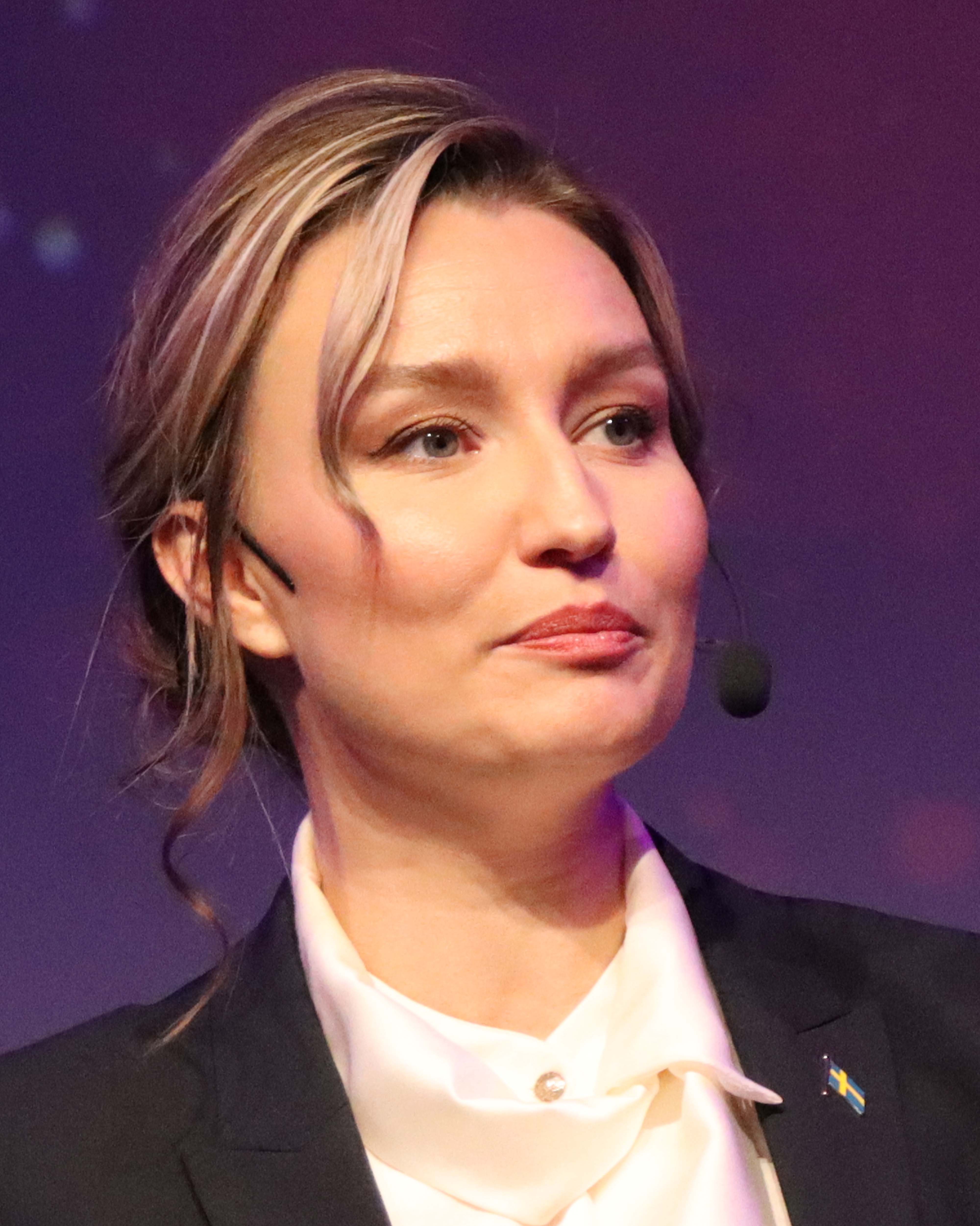 Ebba Busch, energi- och näringsminister.